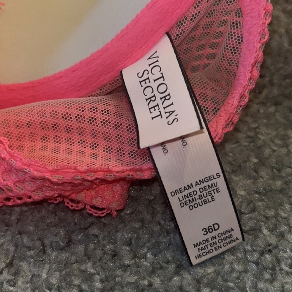 Victoria's Secret Dream Angels Lined Demi Bra - Picture 7 of 7